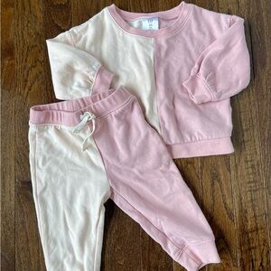 GAP Baby Matching Set